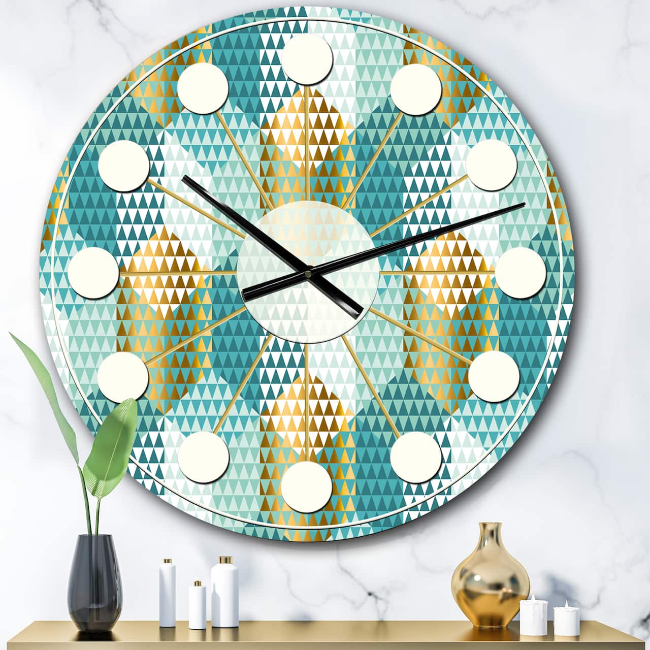 Designart 'Retro Hexagon Pattern Viii Mid-Century Modern Wall Clock